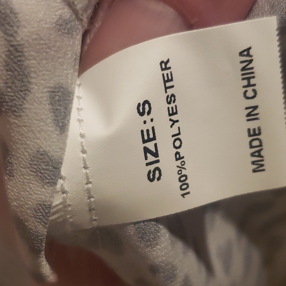 💕New boutique Wild rose animal print kimono - Picture 12 of 13